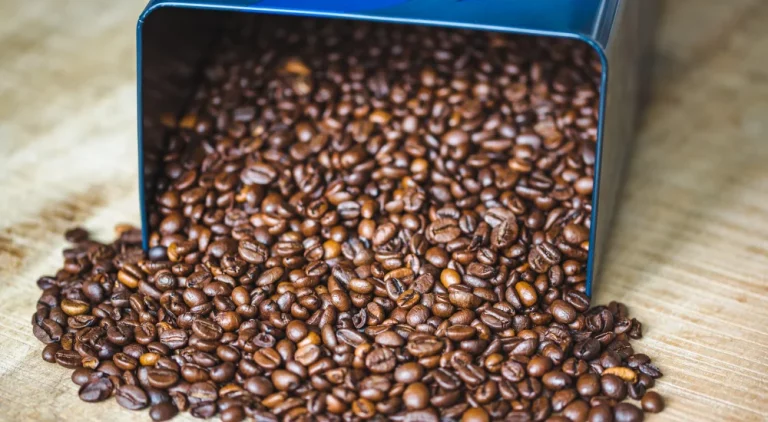 Kaffeedosen im Retro Look | Kaffee stillvoll aufbewahrt