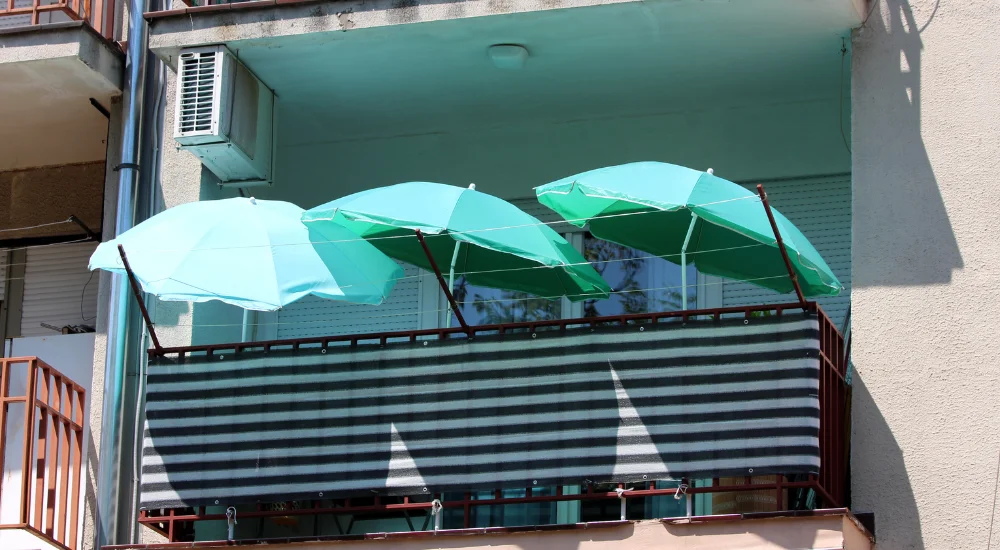 Sonnenschirme für den Balkon in klein, groß, rechteckig oder rund bequem online kaufen!